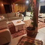 Apartment Penthouse,wood Wall,barbecue Roof Garden,authentic Istanbul